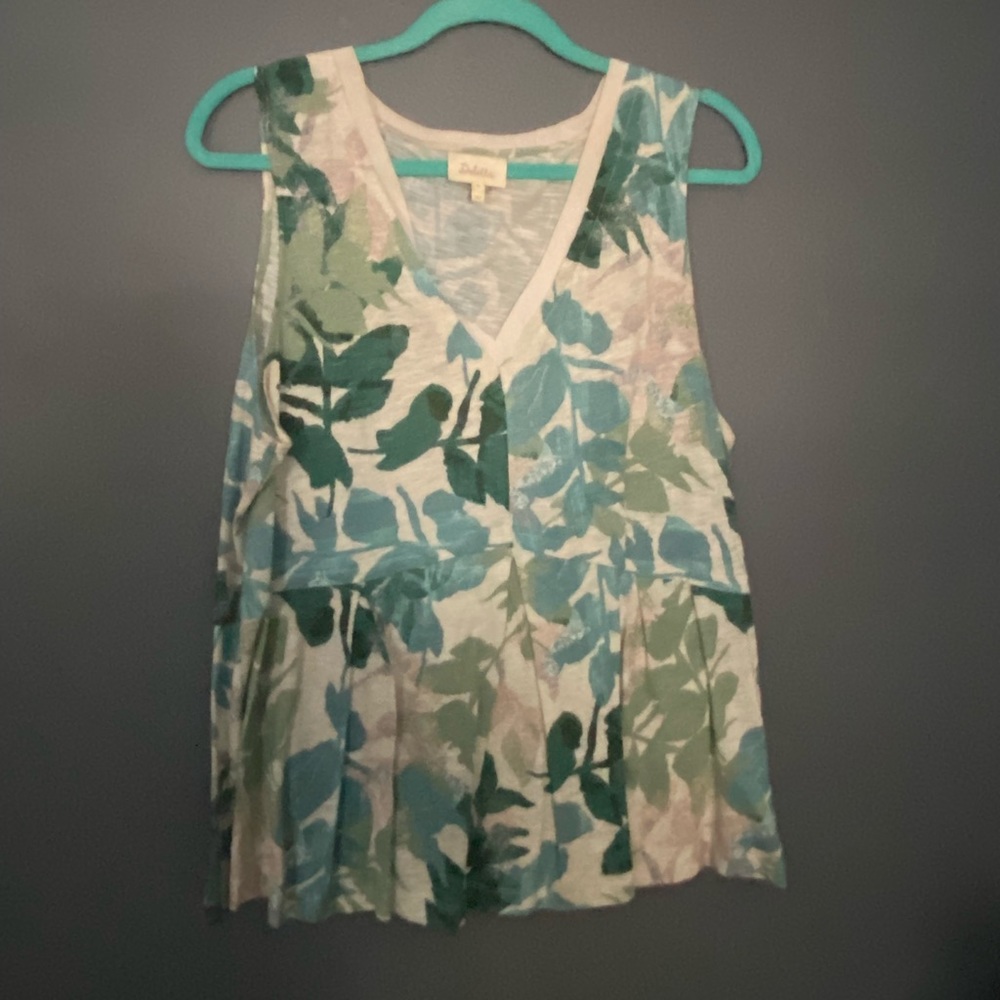 Pretty Deletta tank
